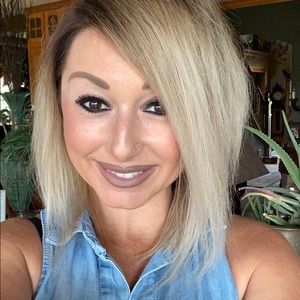 Meet your Posher, Krissy